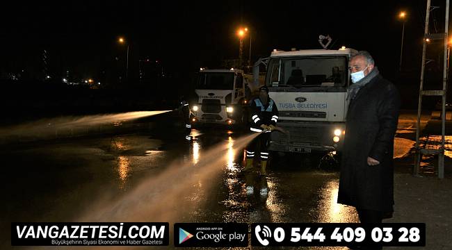 Tuşba ilçesi Gece Harıl Harıl Çalışmalarına devam etti