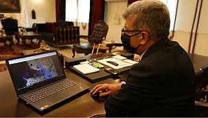 Vali Bilmez, NASA Yarışmasındaki Van Gölü Fotoğrafına Destek İstedi