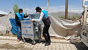 Van 6 mahallede ilk defa 182 yeni çöp konteyneri dağıtımı