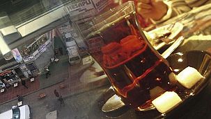 Van Esnafı bugün umutla kepenklerini açtı