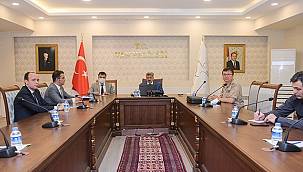 Van Valiliğinde Aşı Toplantısı