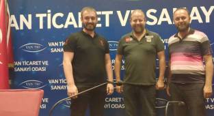 Van'da güvenli sürüş tekniği semineri