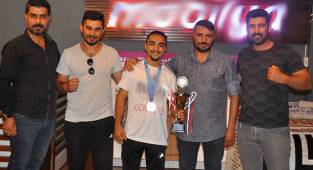 Van'da işletme sahibinden milli sporcuya destek