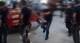 Sıcak Van Haber! Zabıta ve seyyar satıcı tartışması kavgayla bitti