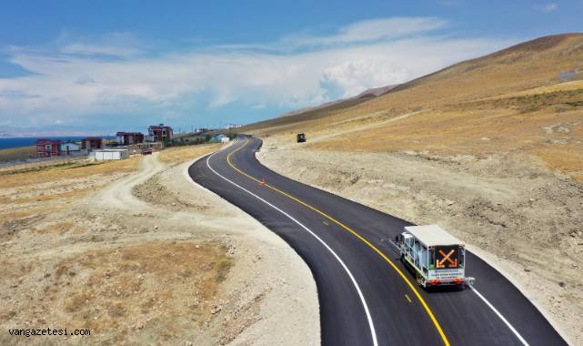 Van'da 3,5 kilometrelik grup yolunda dolgu