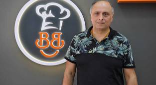 Van'ın en güzel yerinde Bülent Börek açıldı