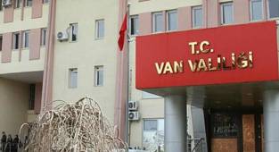 Van Valiliği'nden '15 günlük kısıtlama geldi