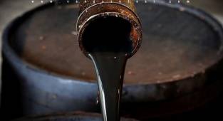 Petrol fiyatları kendisini zamla gösterdi