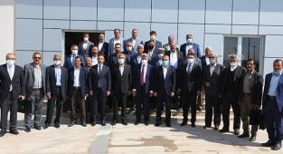 Vali Bilmez, Saray İlçesinde mahalle muhtarlarıyla bir araya geldi