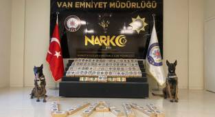 Van'da 104 Kg 300 Gr Eroin Maddesi ele geçirildi