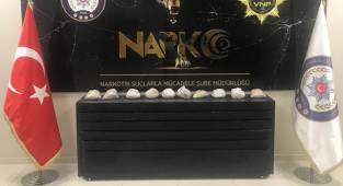 Van'da bir kişinin üstünde 11 kilo eroin ele geçirildi