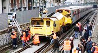 Metro faciası: Ölü ve yaralılar var