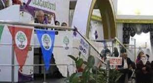 SAADET PARTİSİ'NDEN HDP'YE ÇİÇEK