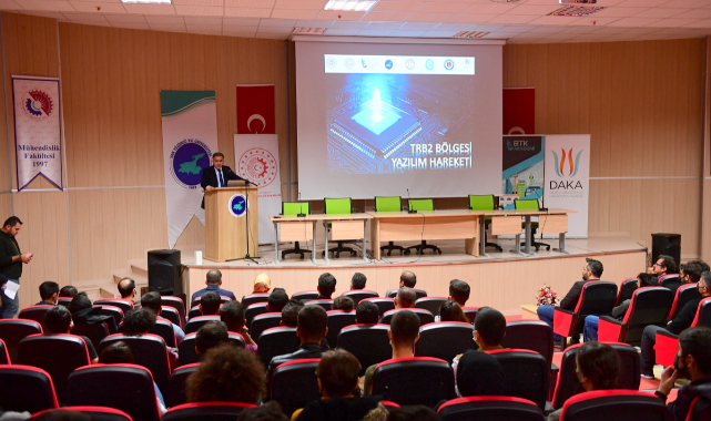 Üniversitemizde “Yazılım Hareketi Programı”nın Startı Verildi