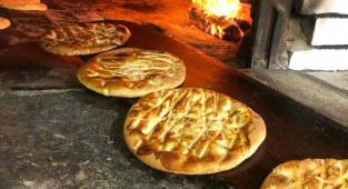 Van'da çörek arası Kaymak-Bal ikilisine rağbet