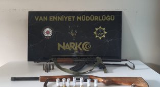 Van'da uyuşturucu ve silah ticareti operasyonu