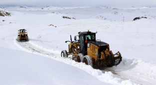  6 bin kilometrelik yol ağında karla mücadele
