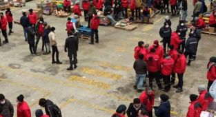500 işçi zam oranlarına karşı eylem başlattı