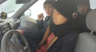 VAN'DA HAREKETLİ SAATLER, POLİS EKİPLERİ BİR ARACI DAKİKALARCA KOVALADI
