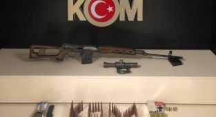 VAN'DA KESİN NİŞANCI SİLAHI ELE GEÇİRİLDİ