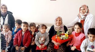 Tuşbalı miniklerden özel ziyaret