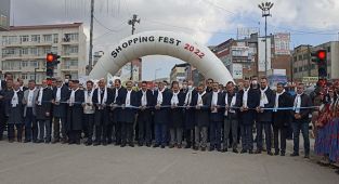 Van'da spohing Fest coşkuyla başladı