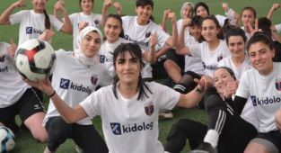 Vanlı yeşil sahanın sultanları şampiyonluğu hedefliyor