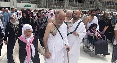İlk umre kafilesi kutsal topraklara gitti