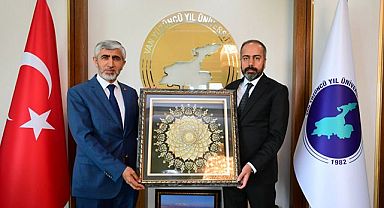 Van Gençlik ve Spor İl Müdürü’nden Rektör Şevli’ye Ziyaret 