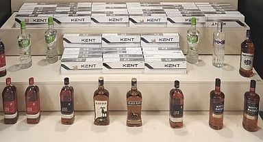 Van'da 890 paket Sigara, 5436 litre Alkol Operasyonu