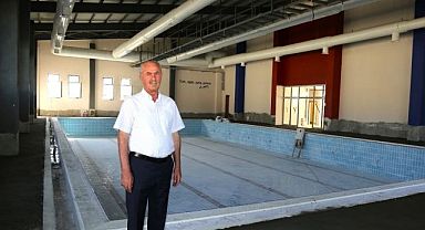 Tuşba'da Yarı olimpik yüzme havuzu için geri sayım başladı 
