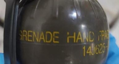 Van'da iki el bombası ile gümrük kaçağı malzemeler ele geçirildi