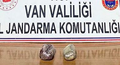 Çaldıran’da 2 kilo afyon sakızı ele geçirildi 