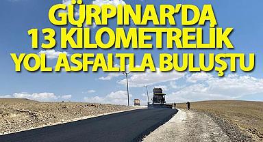 Gürpınar'a 13 kilometrelik yol asfaltla buluştu