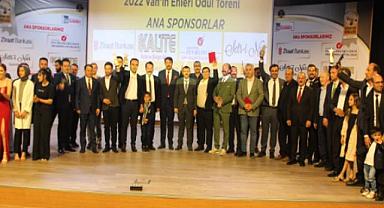 Van'ın enlerinde birinciler ödüllerini aldılar