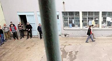 Cezaevlerindeki hükümlü sayısı 20 ilin nüfusunu geçti