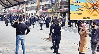 Düzce depremi nedeniyle okullar tatil edildi mi?