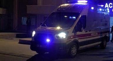 Kamyonla otomobil çarpıştı, 5 yaralı 