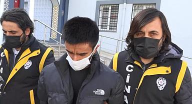 Kan donduran cinayette sanık hakimi bile kızdırdı