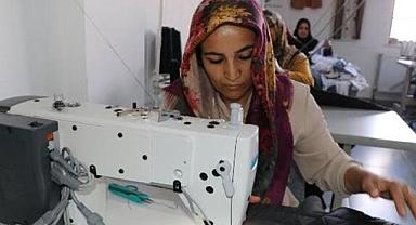 Vanlı kadınlar meslek öğreniyor