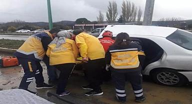 Feci kaza! Öğretmenleri taşıyan araç kaza yaptı