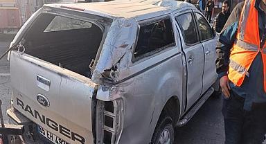 Kontrolden çıkan kamyonet korku sardı