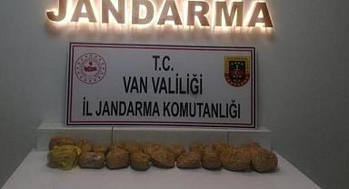 Van’da 4 kilogram skunk maddesi ele geçirildi