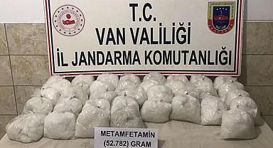Van'da çuvallar içerisinde 52 kilo Metamfetamin ele geçirildi