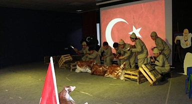 Van Girne Kolejinde 18 Mart Çanakkale etkinliği