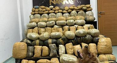Van'da 340 kilo 600 gr esrar, 60 kilo 500 Gr Eroin operasyonu