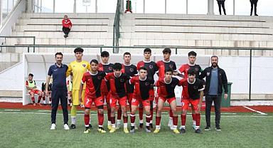 Van'da Belediyespor 4 takım arasına girdi