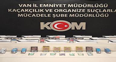 Van’da gümrük kaçağı malzemeler ele geçirildi 