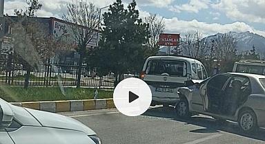 Van Tuşba'da Feci zincirleme kaza! Yaralılar var