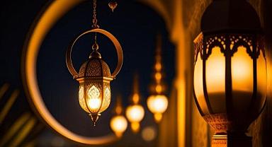 Van'da Camileri Dolduran Ay: Ramazan Ayı
